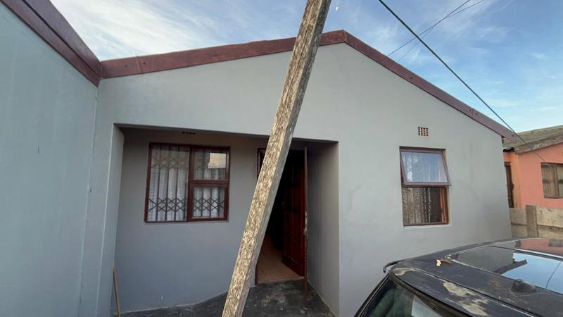 2 Bedroom Property for Sale in Khaya Western Cape